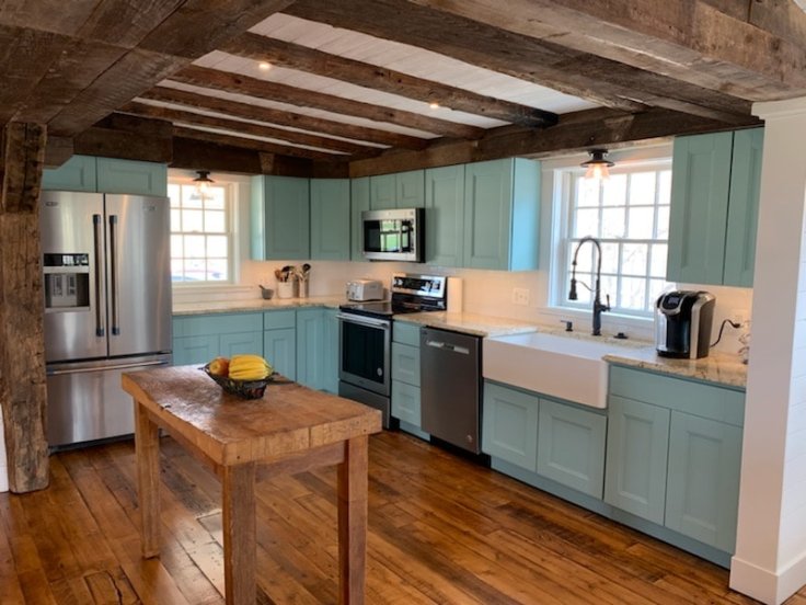 farmhouse kitchen